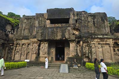 Shirdi Ajanta Ellora Tour Package